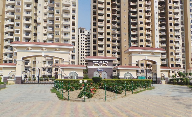 2 bhk + study Apartment available for sale in Amrapali Silicon City in Sector-76 Noida