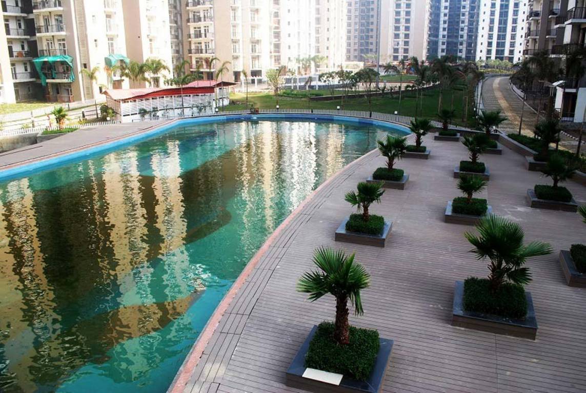 2 bhk Apartment available for sale in Amrapali Zodiac