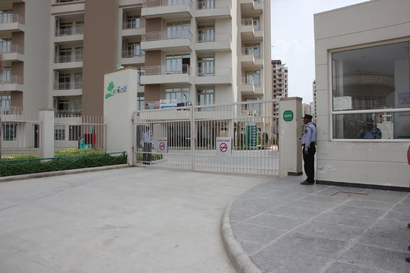 3 bhk Apartment available for sale in Supertech Ecociti Sector-137,