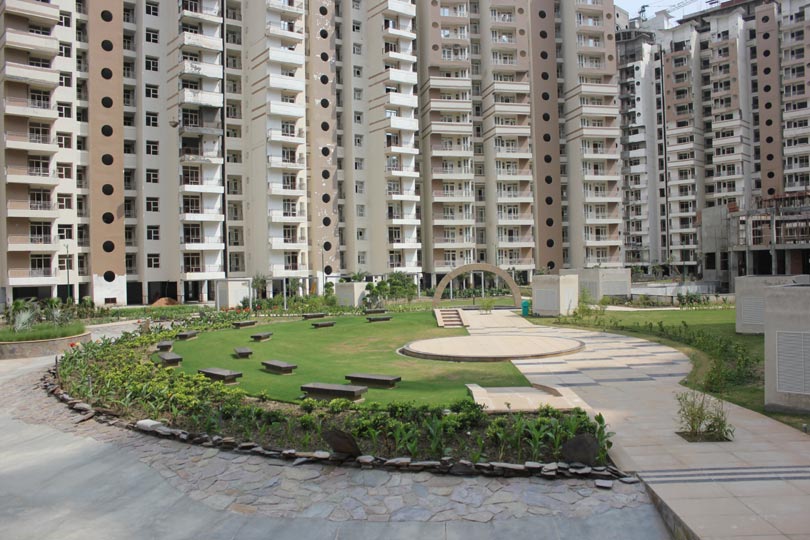 3 bhk Apartment available for sale in Supertech Ecociti Sector-137,
