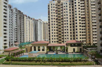 2 bhk + study Apartment available for sale in Amrapali Silicon City in Sector-76 Noida